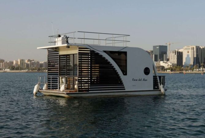 House Boat Tour Qatar