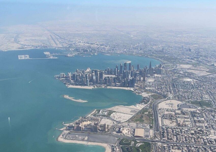Explore Qatar Gyrocopter View