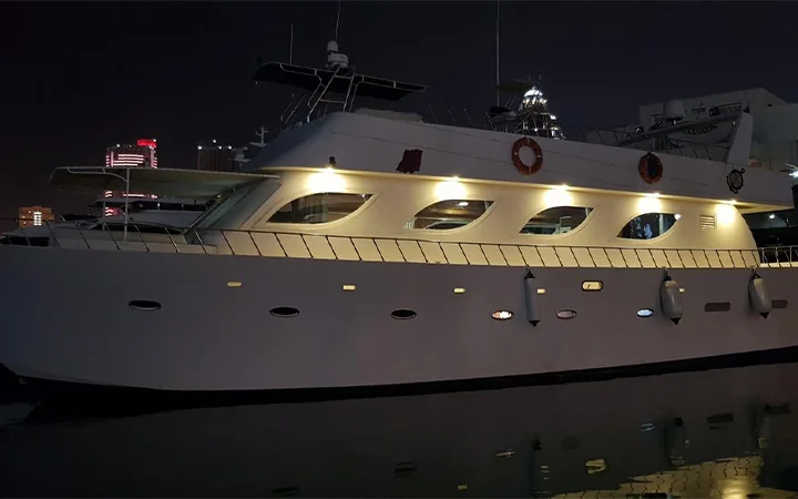 Book luxury yacht in Qatar with night view for 35 guests